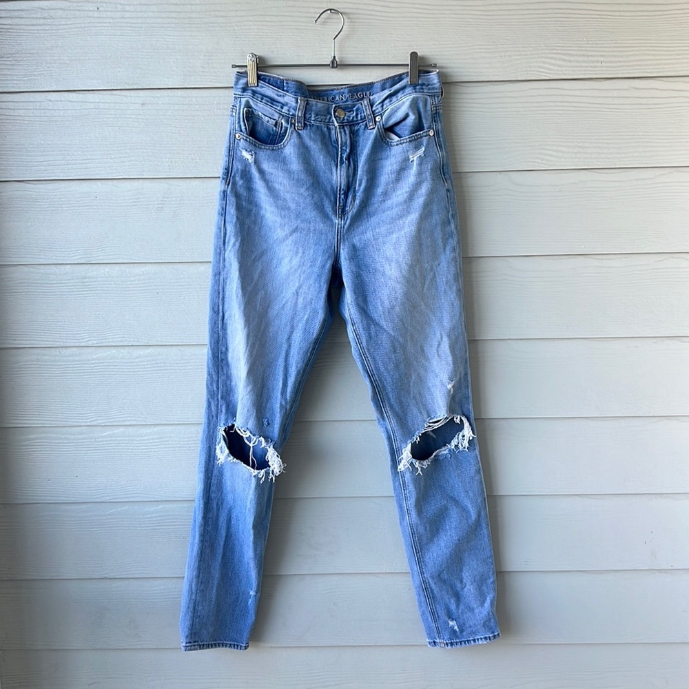 American Eagle Mom Jeans